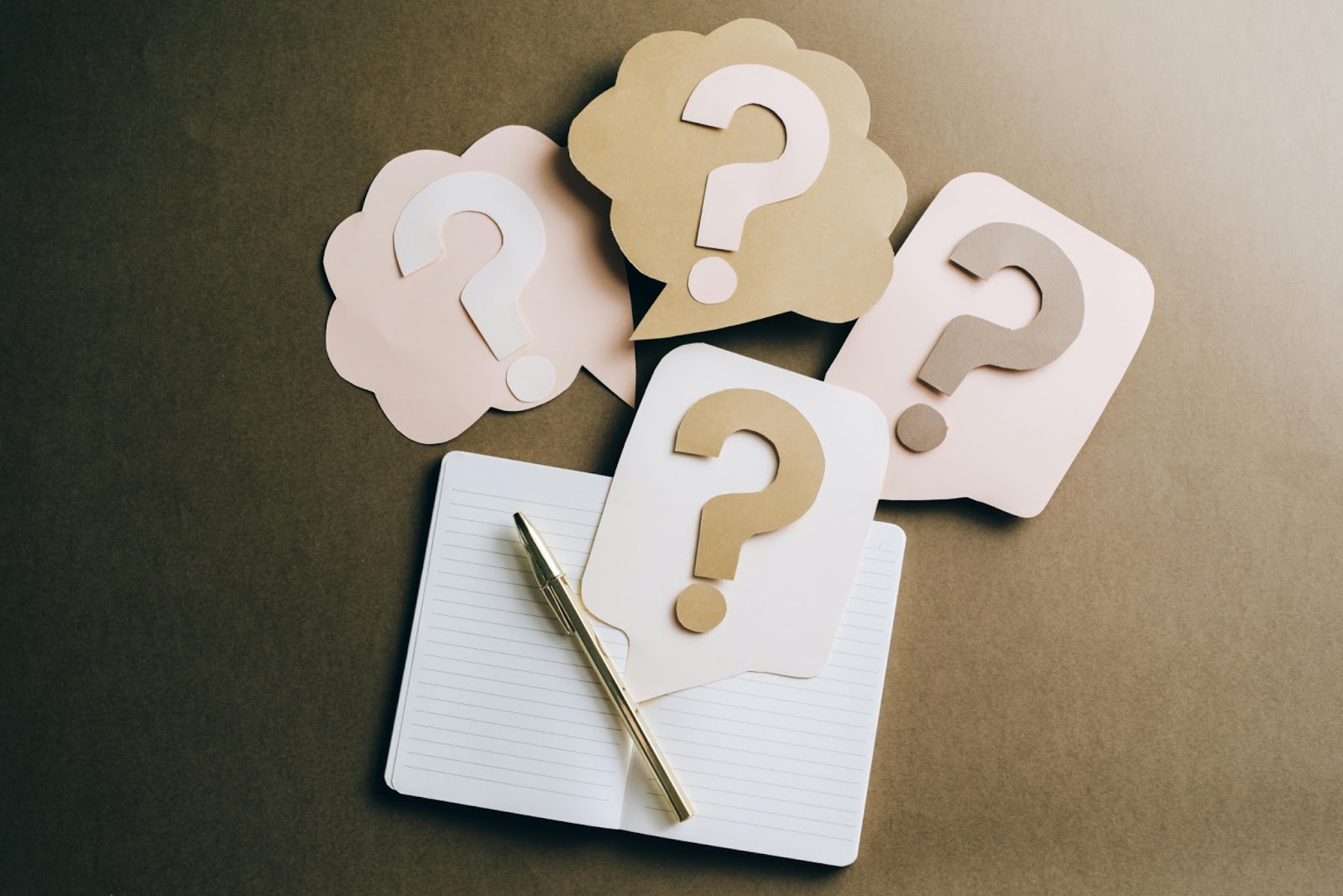 Hvordan quiz bygger både kunnskap og spenning